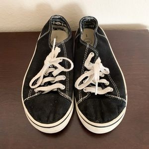 Boys (though girls could wear them) Converse look-a-like Wonder Nation